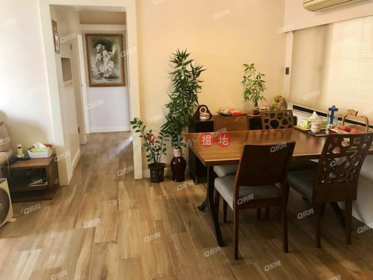 Pokfulam Gardens | 3 bedroom Mid Floor Flat for Sale