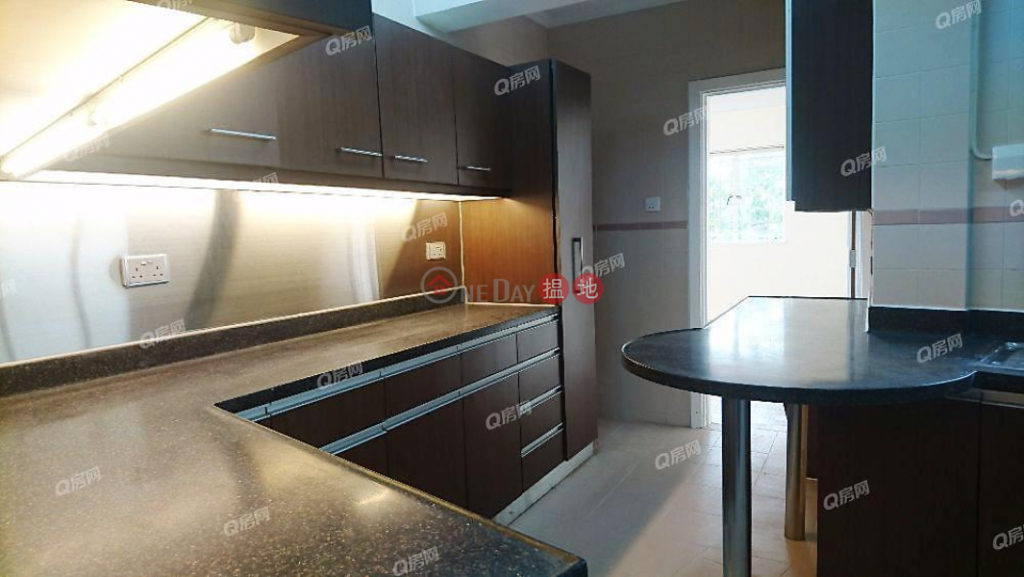 Alberose | 4 bedroom Low Floor Flat for Rent