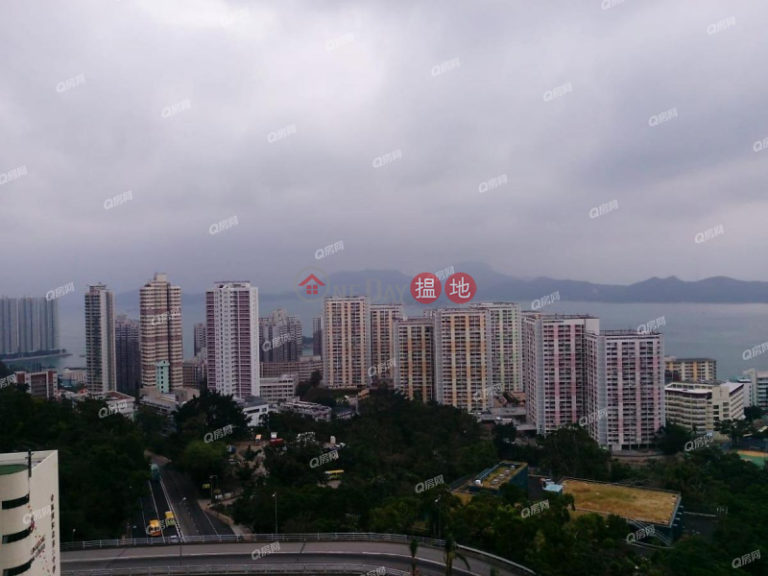 實用三房，特大露台，連車位《薄扶林花園買賣盤》