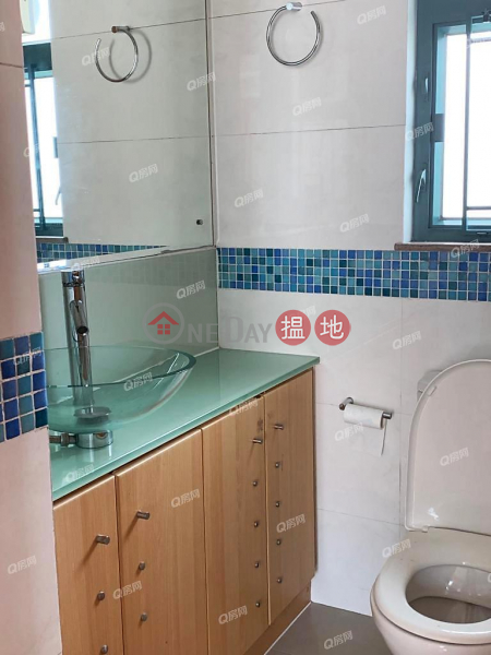 POKFULAM TERRACE | 3 bedroom Low Floor Flat for Sale