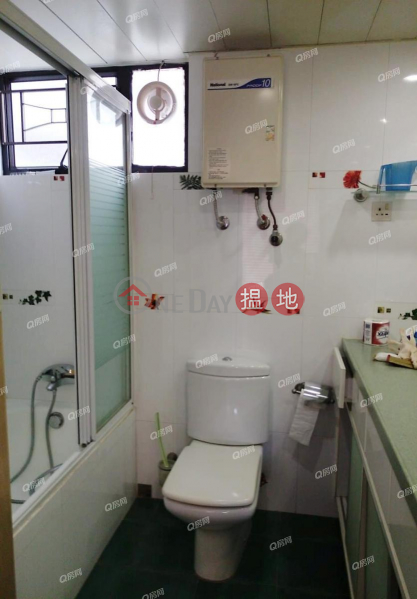 Pokfulam Gardens | 3 bedroom Low Floor Flat for Sale