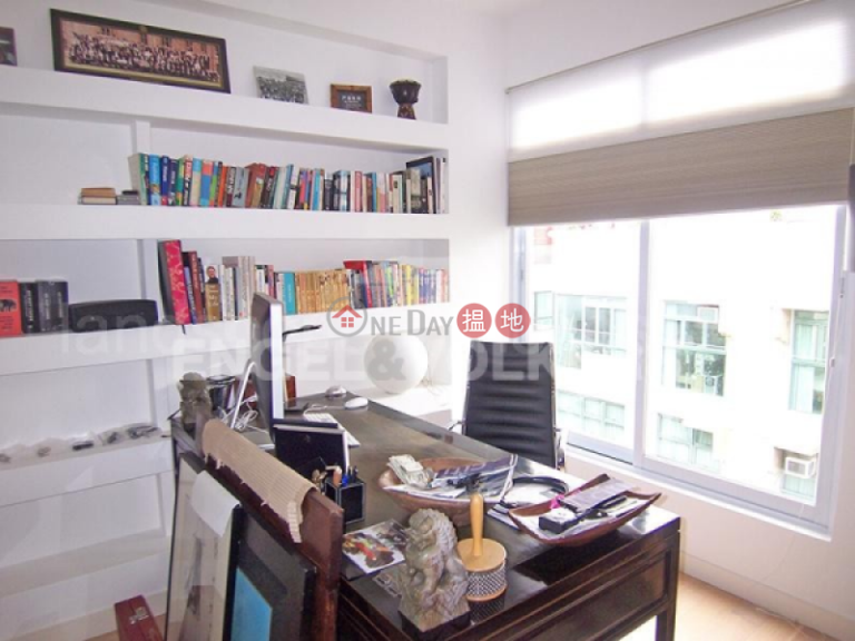 2 Bedroom Flat for Rent in Pok Fu Lam