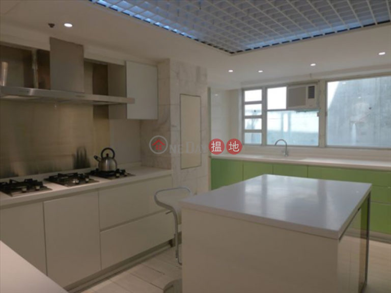 4 Bedroom Luxury Flat for Rent in Pok Fu Lam