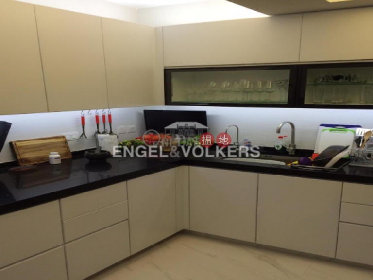 2 Bedroom Flat for Rent in Pok Fu Lam