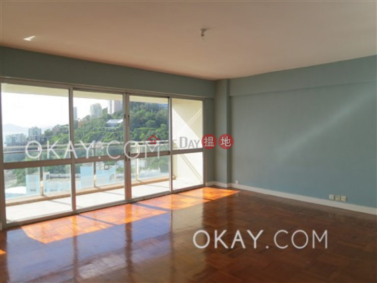 Efficient 4 bedroom with sea views, balcony | Rental