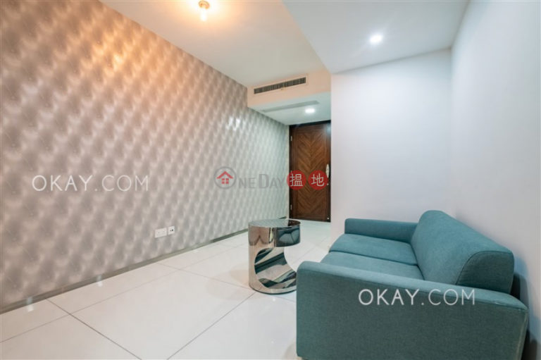 Generous 1 bedroom in Pokfulam | Rental