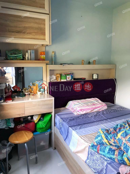 Wah Lim House, Wah Kwai Estate | 3 bedroom  Flat for Sale