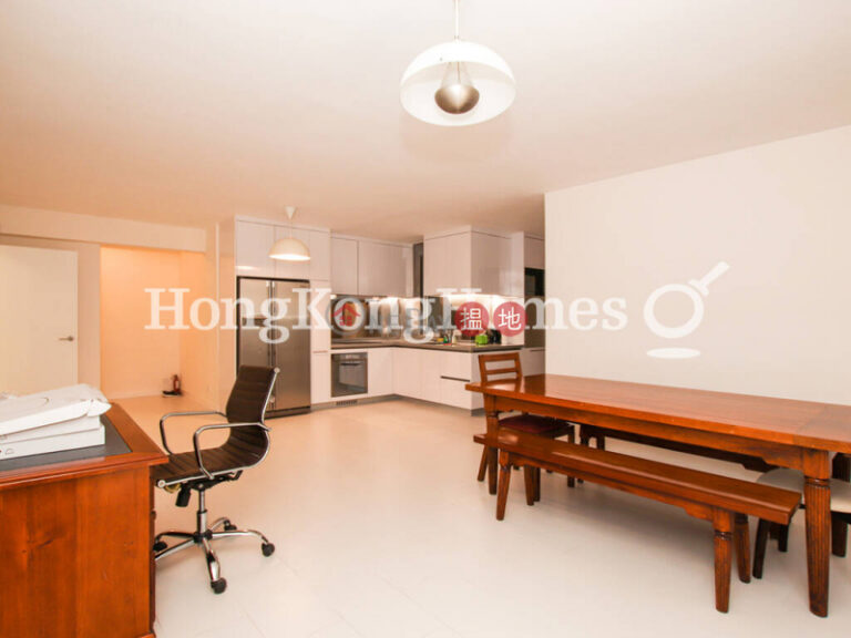 3 Bedroom Family Unit at CNT Bisney | For Sale