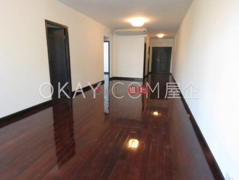 Popular 3 bedroom on high floor with balcony & parking | Rental