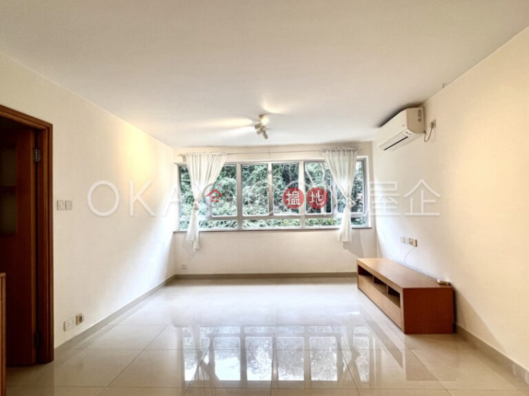 Stylish 2 bedroom with parking | Rental