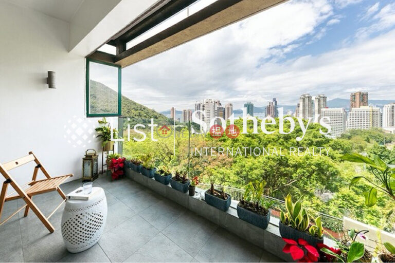 Property for Sale at POKFULAM COURT, 94Pok Fu Lam Road with 3 Bedrooms