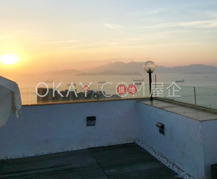 Tasteful 3 bed on high floor with sea views & rooftop | For Sale