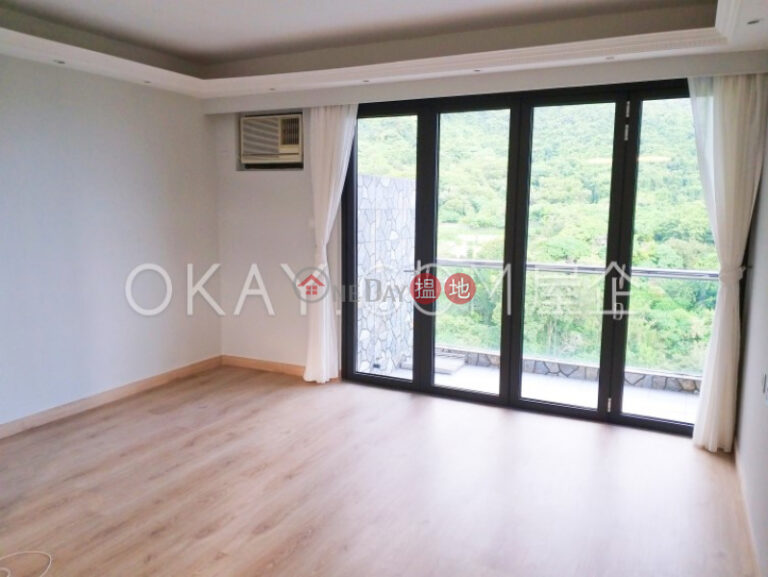 Efficient 3 bed on high floor with sea views & balcony | For Sale