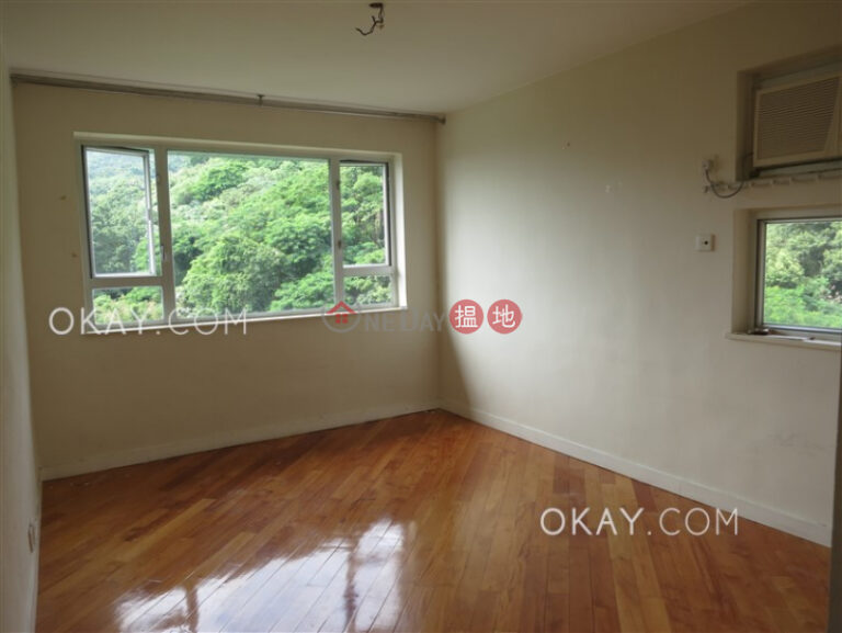 Popular 2 bedroom with parking | Rental