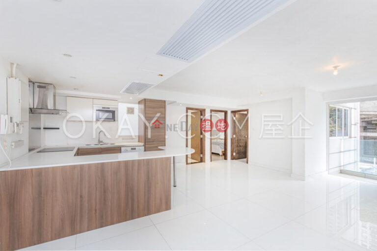 Lovely 2 bedroom with balcony | Rental