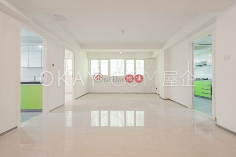 Tasteful 3 bedroom on high floor with rooftop | Rental