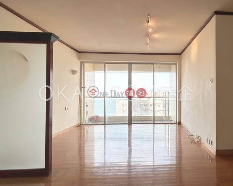 Efficient 2 bedroom with sea views, balcony | Rental